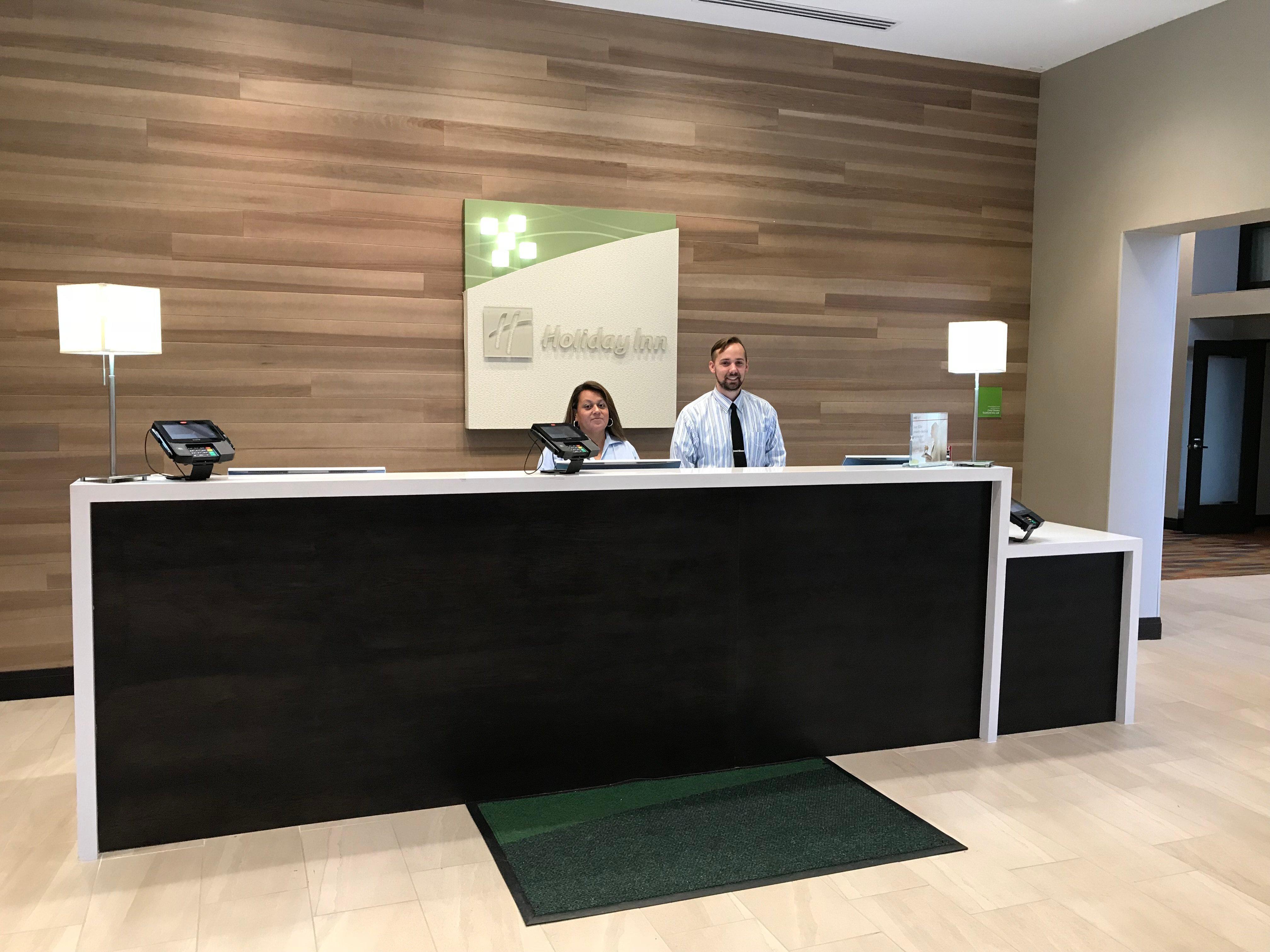 芝加哥卡罗尔流/惠顿假日套房酒店 罗斯奇姆 外观 照片
